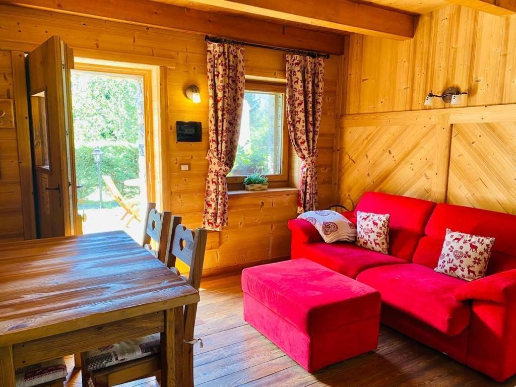 Bijoux Des Alpes - Mont Blanc Village La Salle Luaran gambar