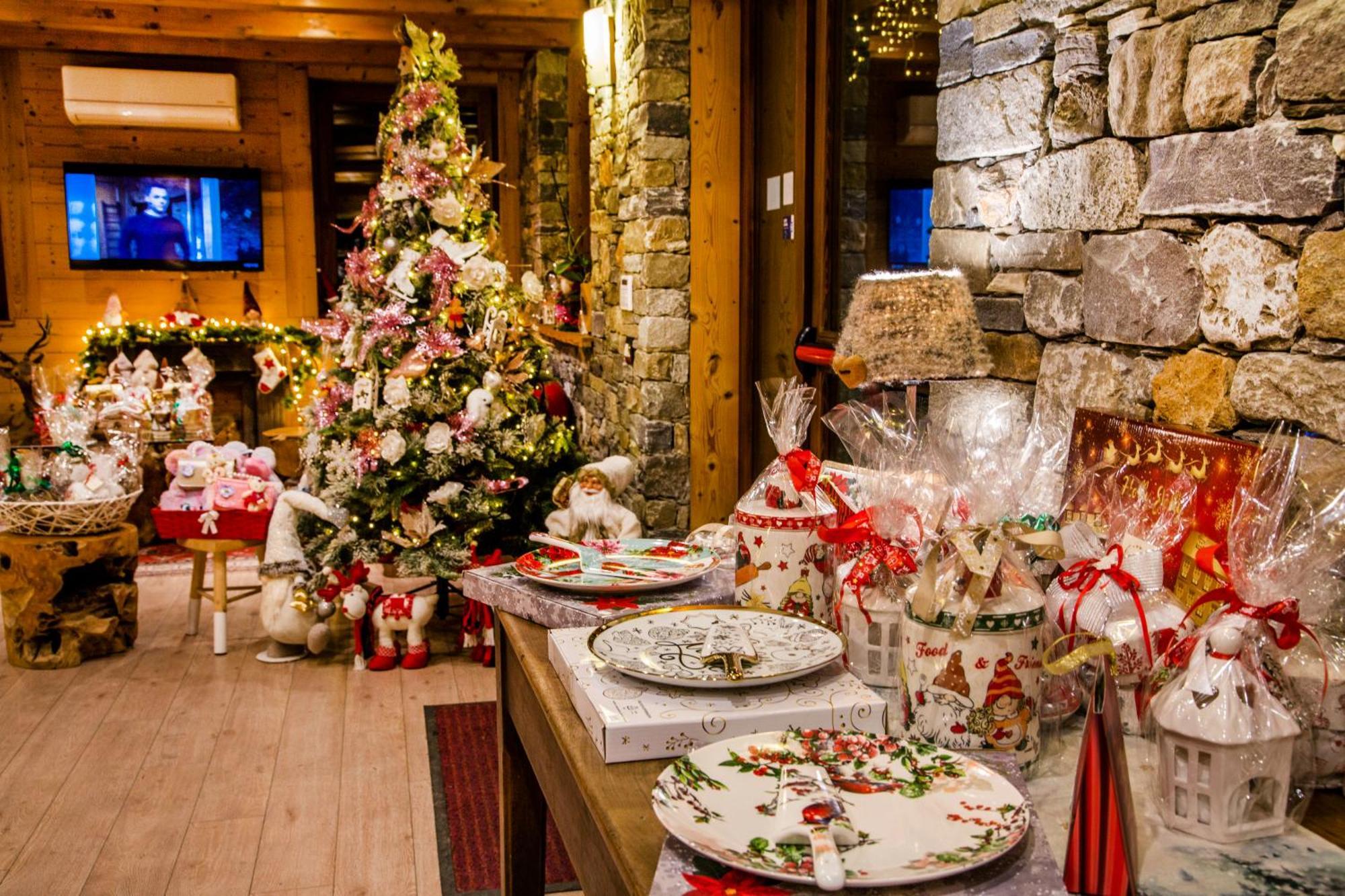 Bijoux Des Alpes - Mont Blanc Village La Salle Luaran gambar