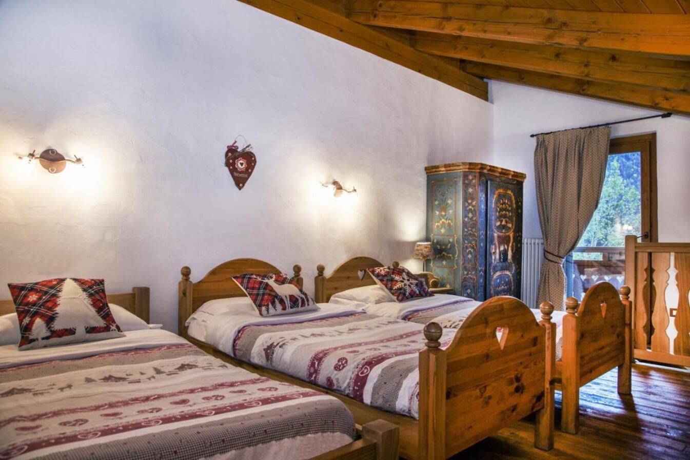Bijoux Des Alpes - Mont Blanc Village La Salle Luaran gambar