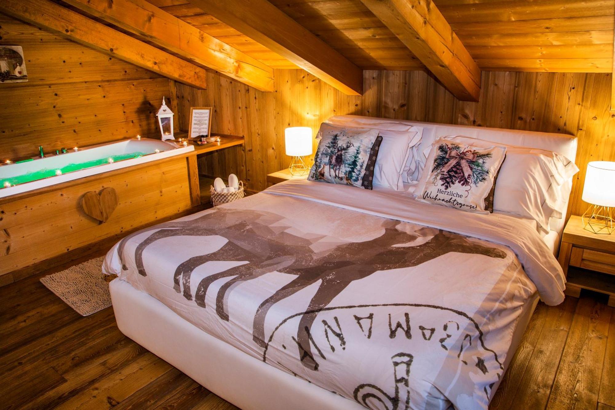 Bijoux Des Alpes - Mont Blanc Village La Salle Luaran gambar